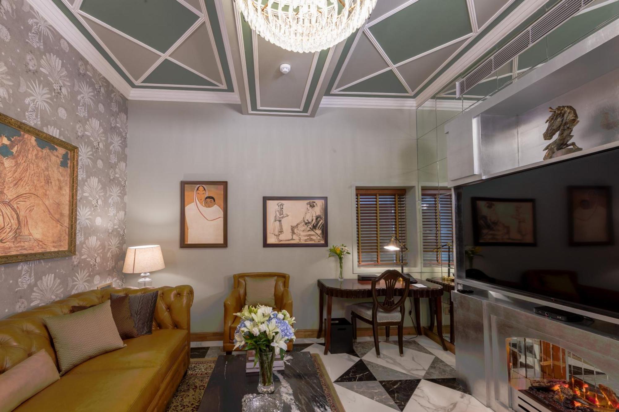 Отель The Claridges Нью-Дели Экстерьер фото